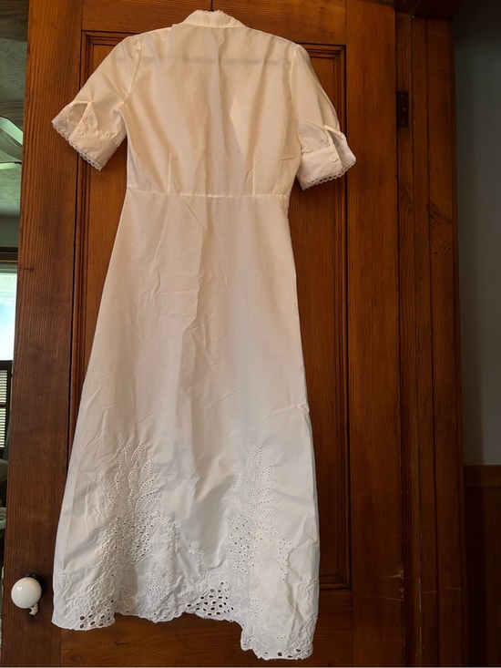 Dresses & Skirts - White Eyelet Midi Dress